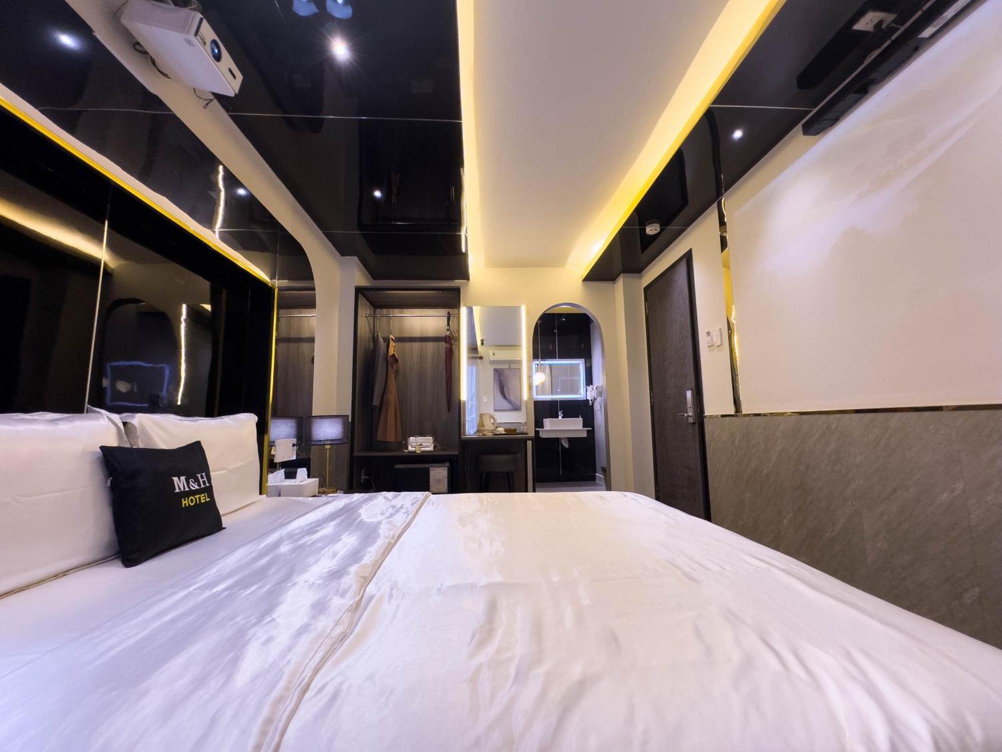 M&H Hotel Ho Chi Minh Zewnętrze zdjęcie